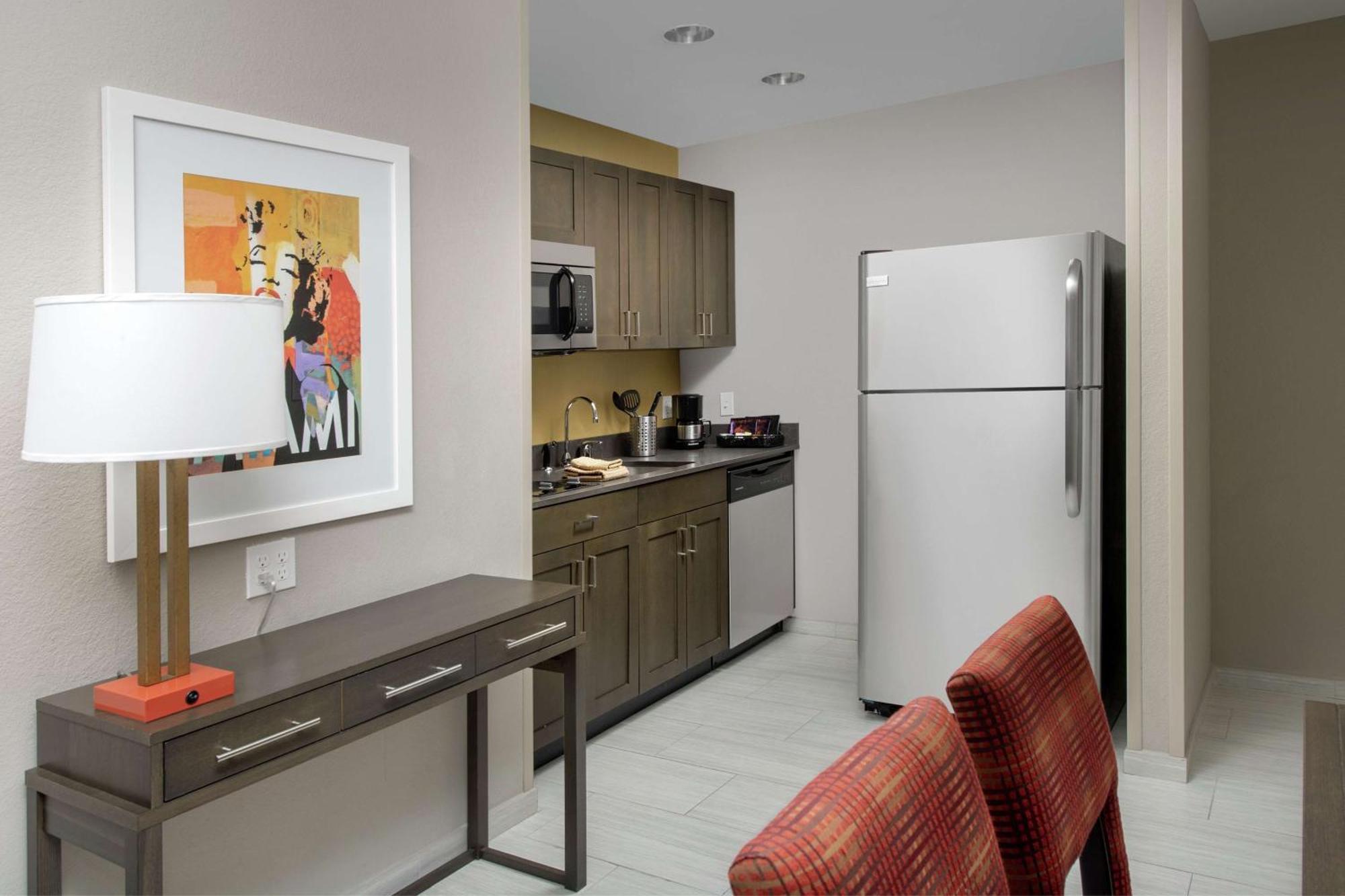 King Studio Suite - Hearing Access/Non-Smoking